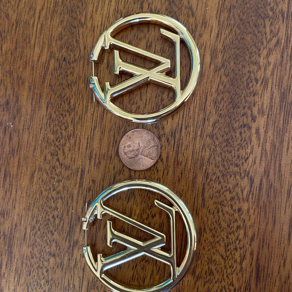 Large hoop Louis Vuitton earrings